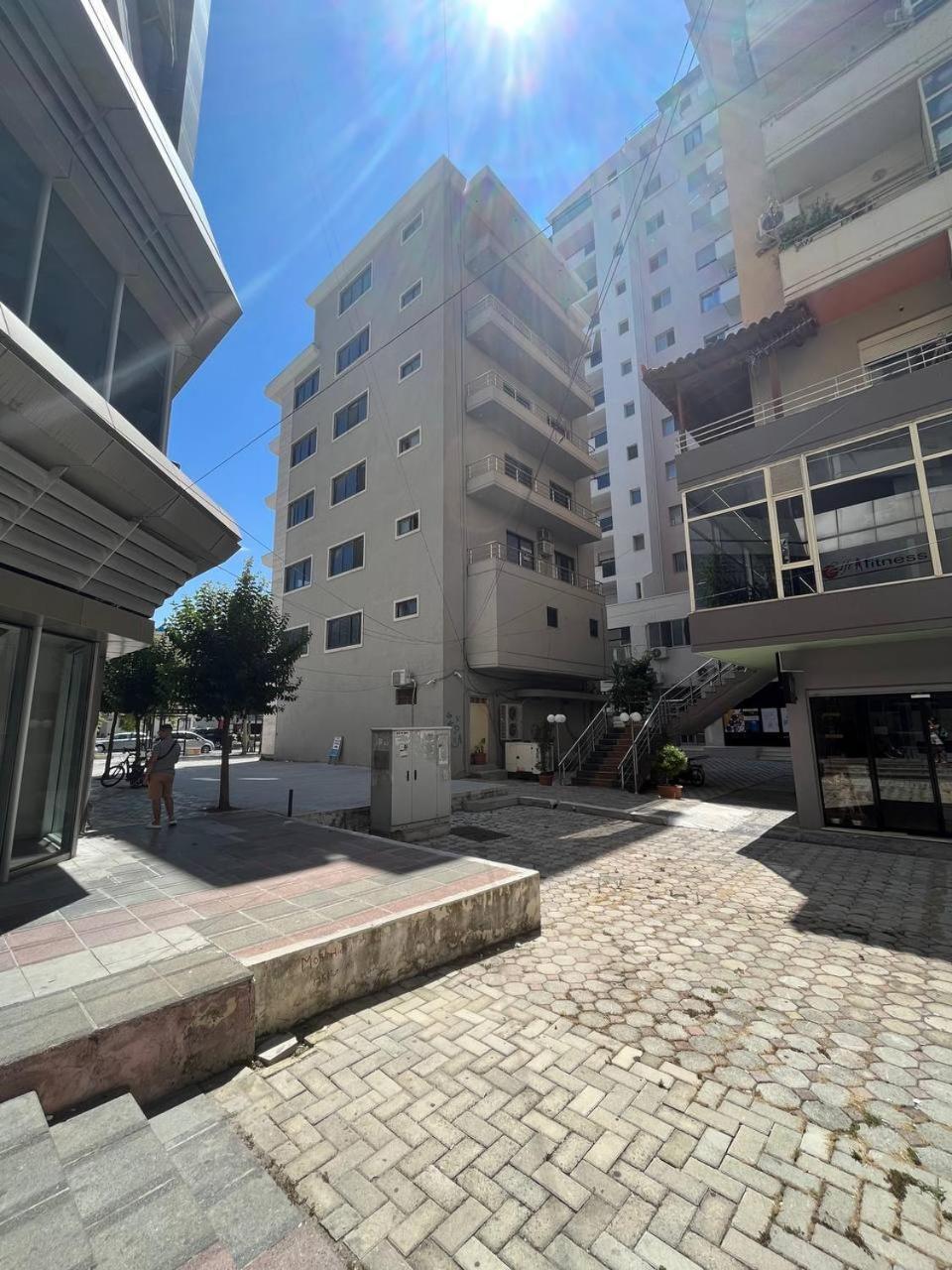 Ridi's In Vlorë